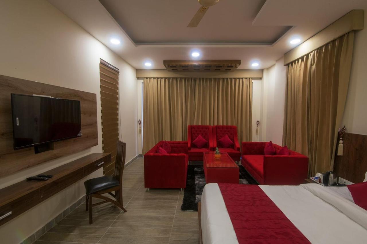 Shivaay Morex- A Vegetarian Hotel 达兰萨拉 外观 照片