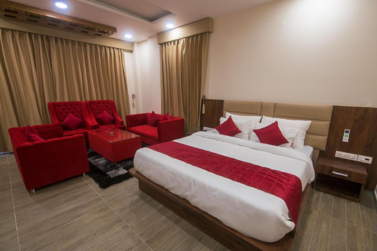 Shivaay Morex- A Vegetarian Hotel 达兰萨拉 外观 照片