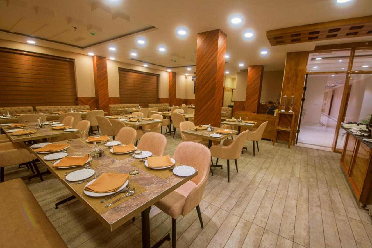 Shivaay Morex- A Vegetarian Hotel 达兰萨拉 外观 照片