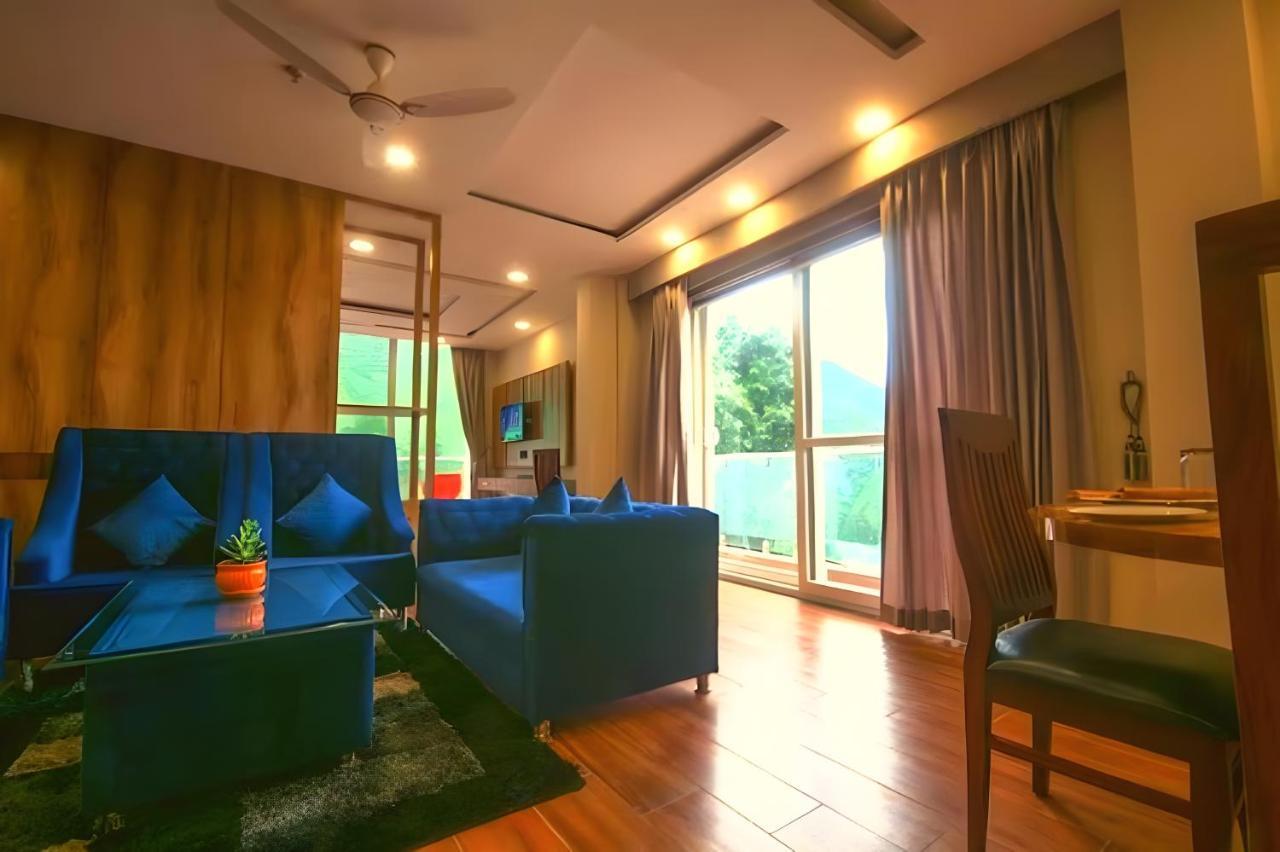 Shivaay Morex- A Vegetarian Hotel 达兰萨拉 外观 照片